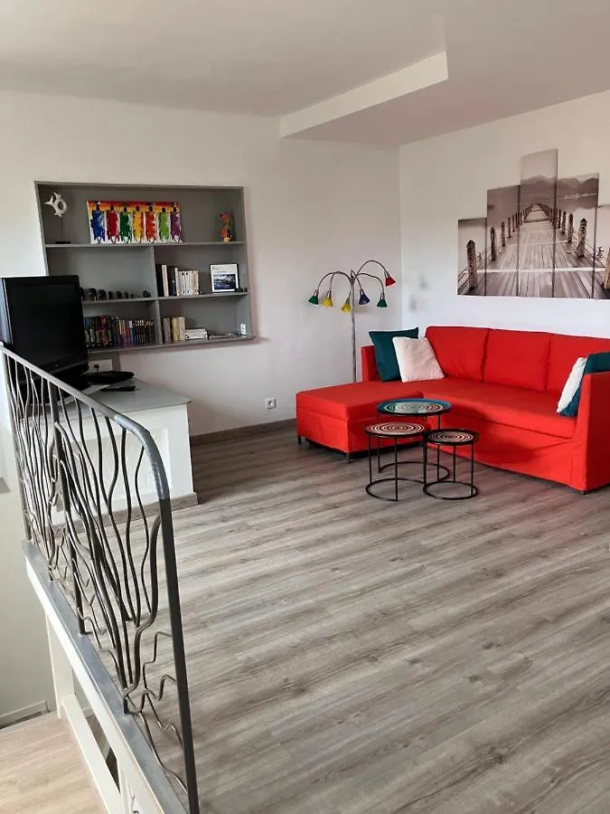 Apartment 2 Pieces Rez-De-Jardin Dans Maison Avec Piscine Villeneuve-Loubet