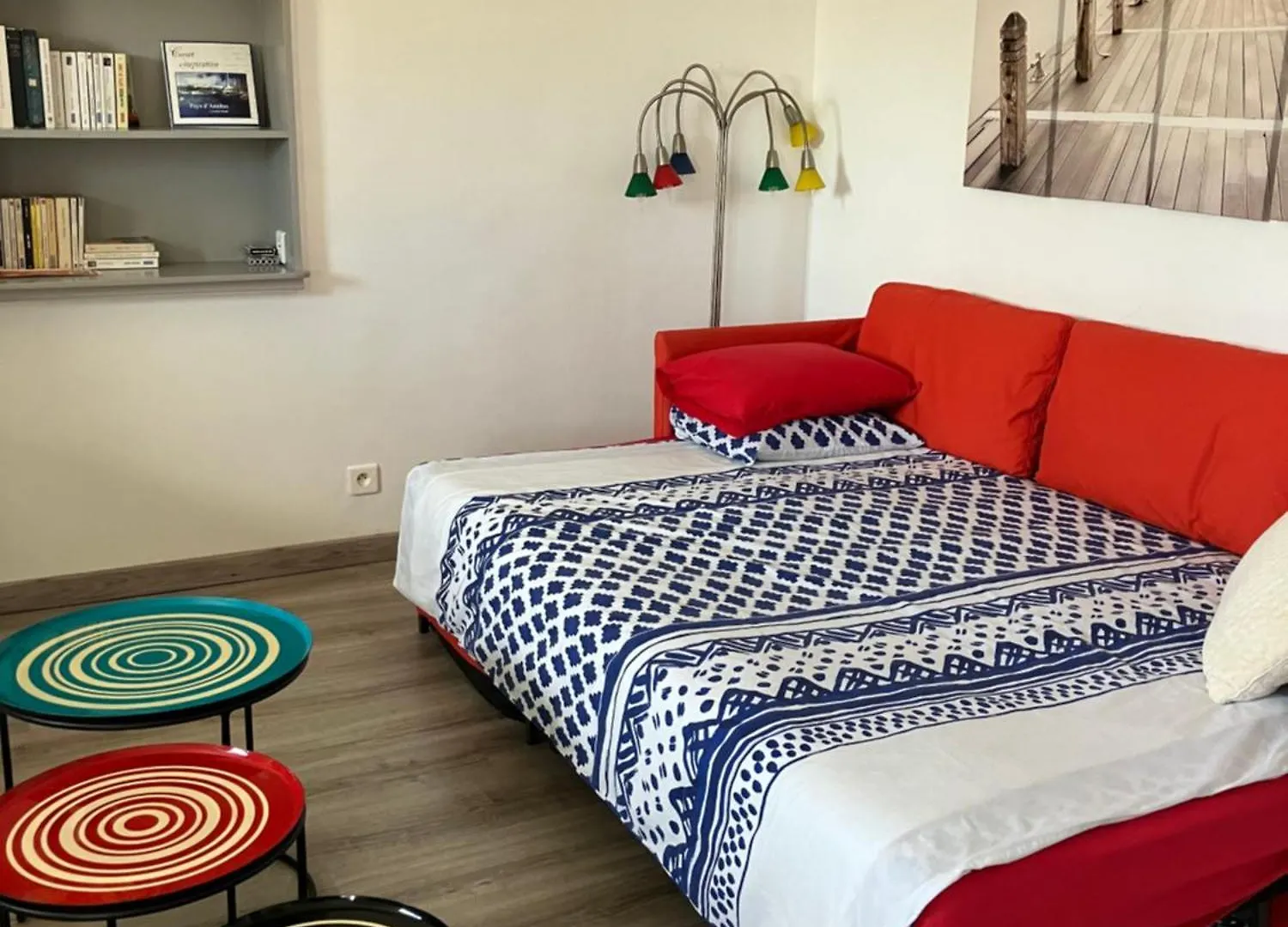 2 Pieces Rez-De-Jardin Dans Maison Avec Piscine Villeneuve-Loubet 0*,  Frankreich