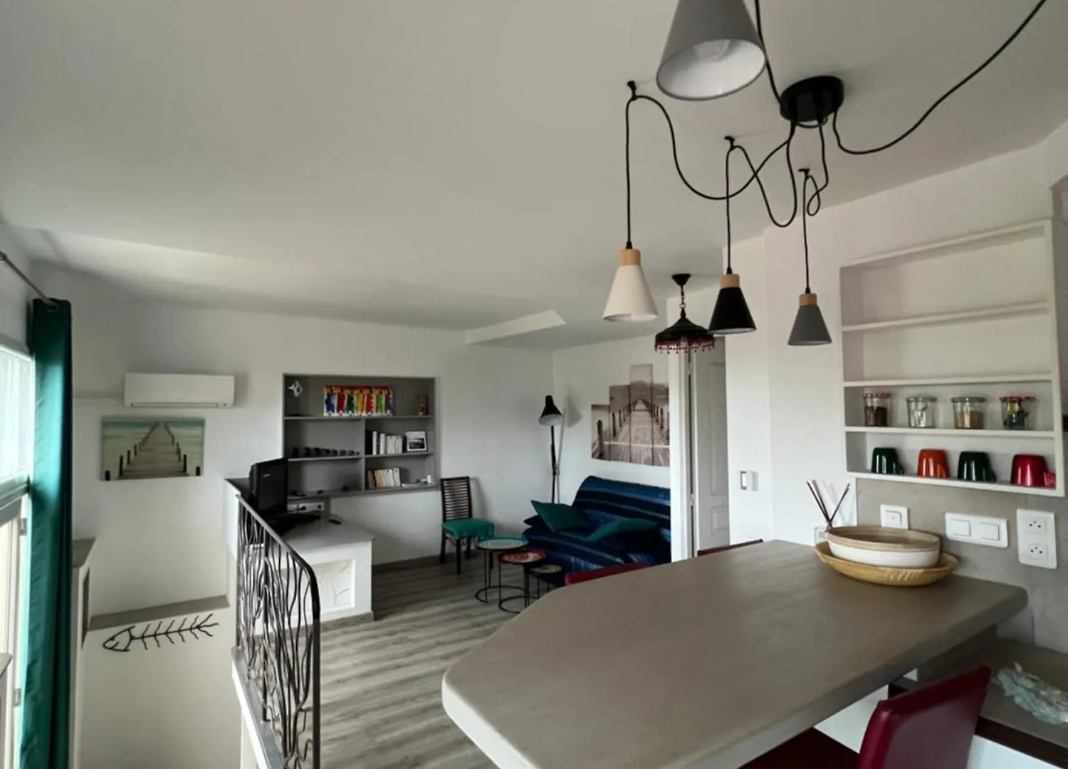 2 Pieces Rez-De-Jardin Dans Maison Avec Piscine Villeneuve-Loubet 0*,